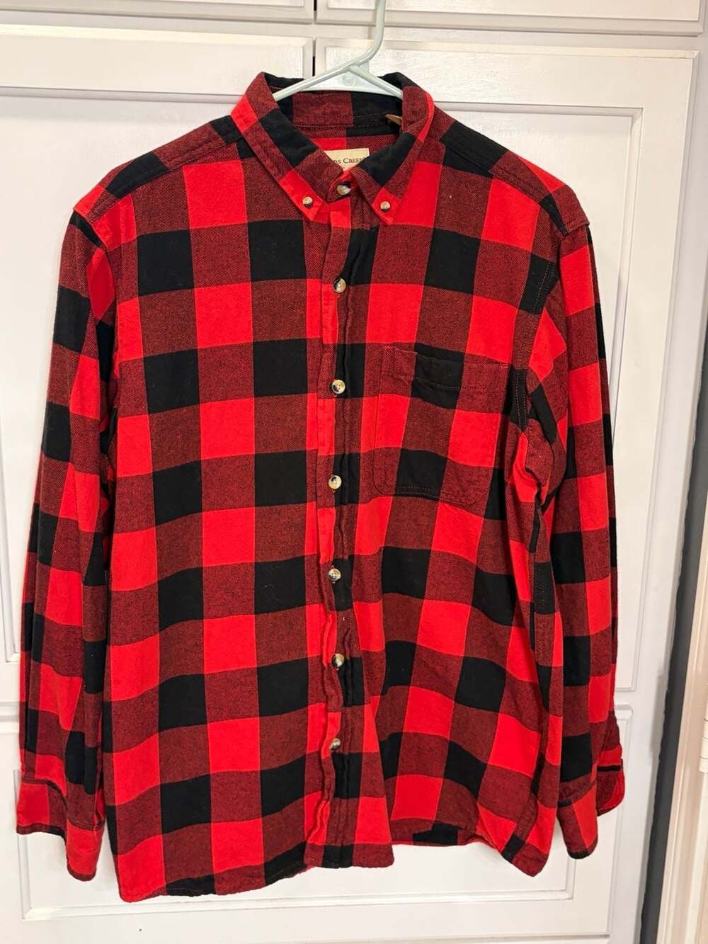 Hobbs Creek Men's Long Sleeve Button-Up Flannel Shirt in Red and Black Plaid